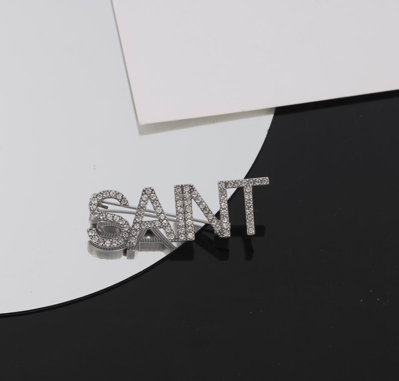 YSL Brooch 10lyr39